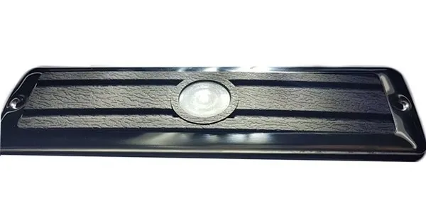 Escalon De Acero Inoxidable Con Led Azul Y Goma